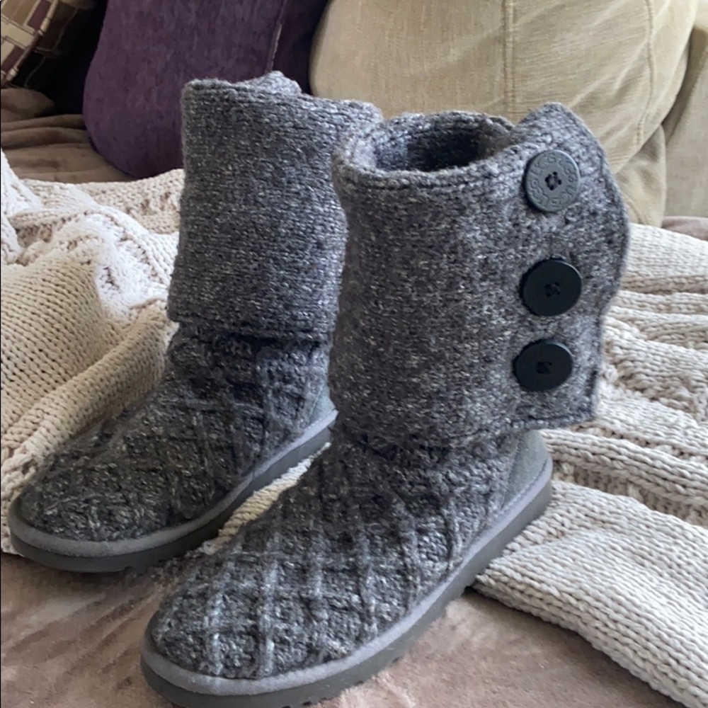 UGG 3066 Lattice Cardy Button Fold Over Boots sz 7